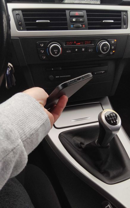 Schimb iPhone 15 + apple watch se2 de 44mm