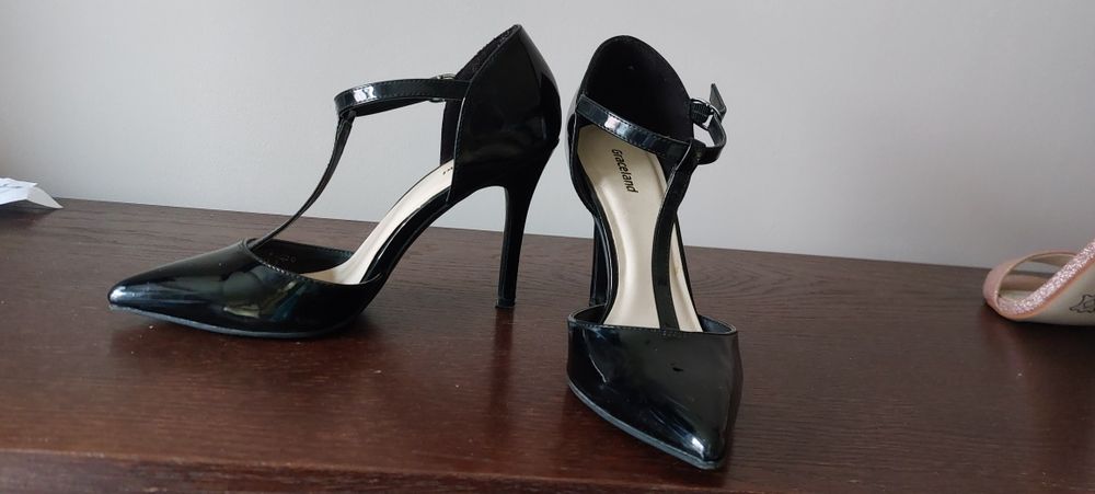 Pantofi Stiletto