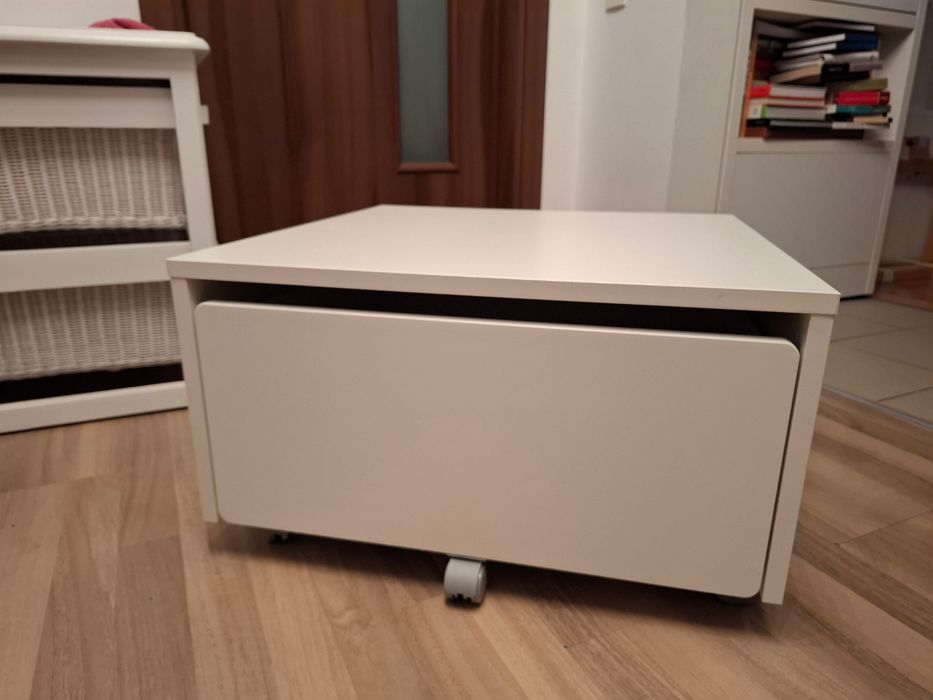 Pat 90x200 cm cu saltea si 2 cutii depozitare Ikea