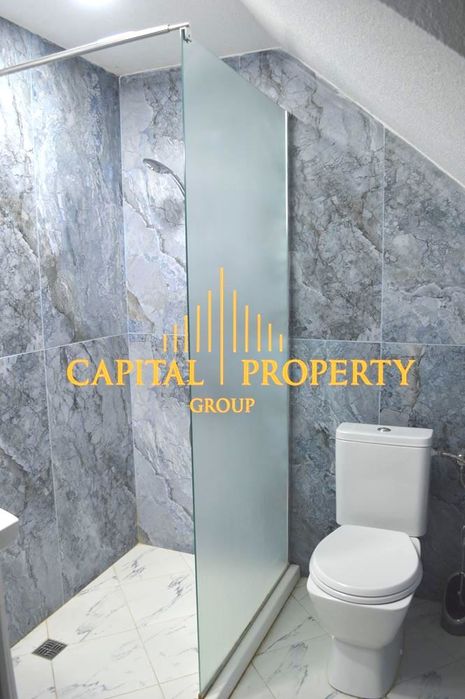 Къща в Варна-Идеален център на метри от морската градина, Варна