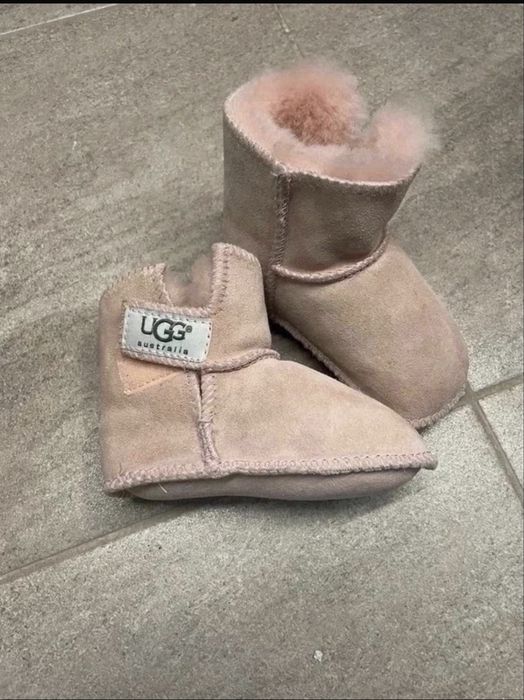 Ghete UGG blană noi născuți