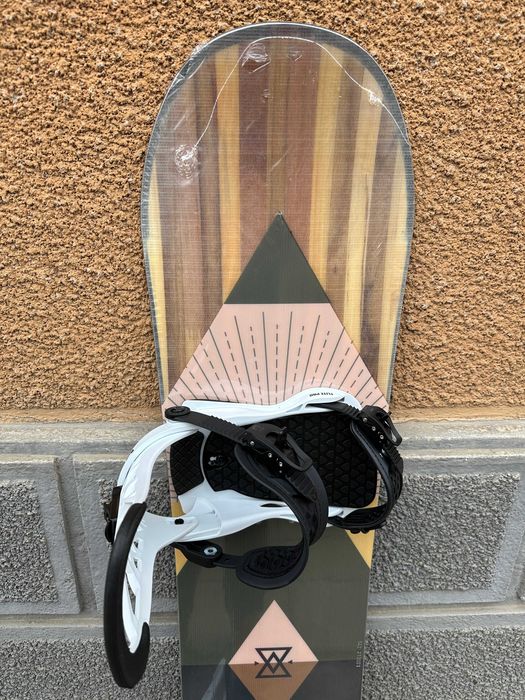 placa noua snowboard easy huntress L142cm