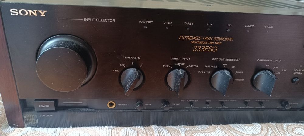 Sony 333ESG продам