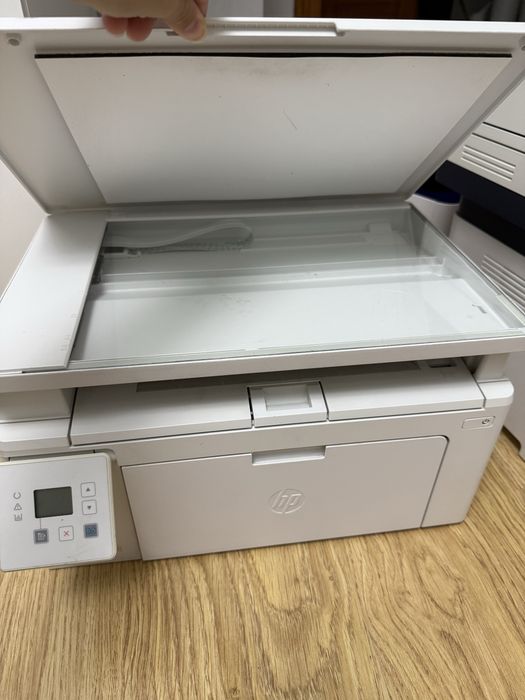 Принтер HP LaserJet Pro M130a белый