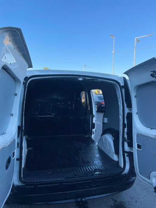 Vand sau schimb   Renault Kangoo 1,5 dci an fabricatie 2012 an