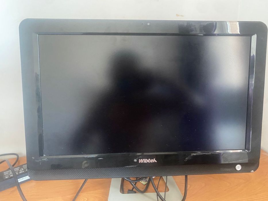 Продам моноблок Wibtek в хорошем состояний