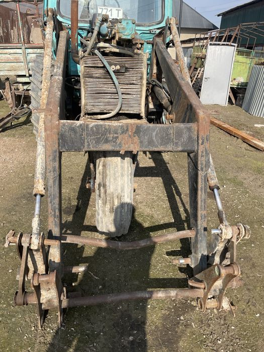 Погрузчик для трактора