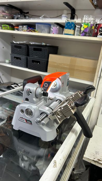 Xhorse 009 Ключарска машина