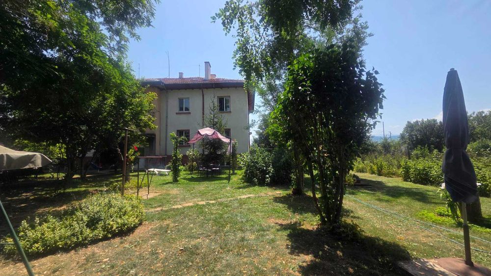 Продава се Къща в Ихтиман - 484 кв.м за 917 €/кв.м - Снимка #14