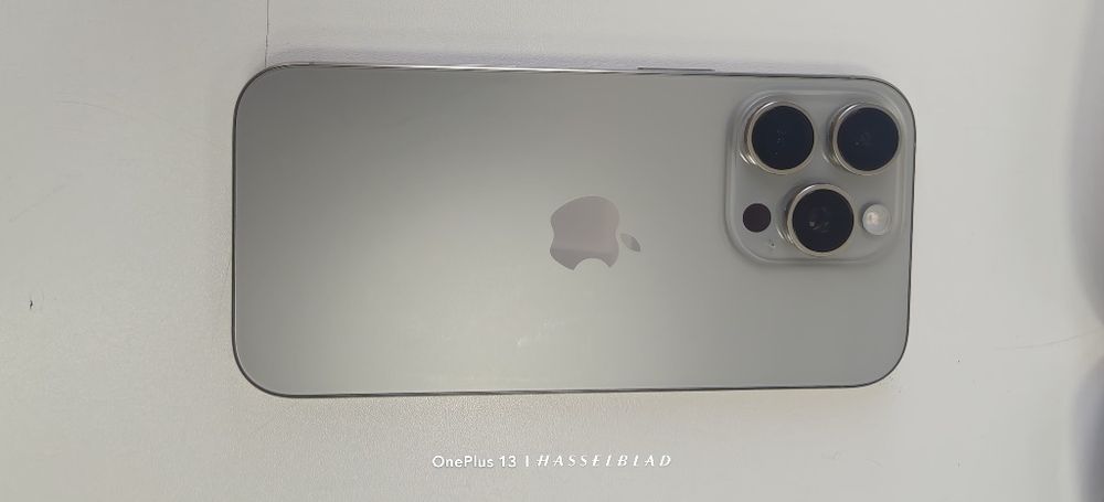 iPhone 16 pro 256/8 идеал ЧИТАТЬ ОПИСАНИЕ