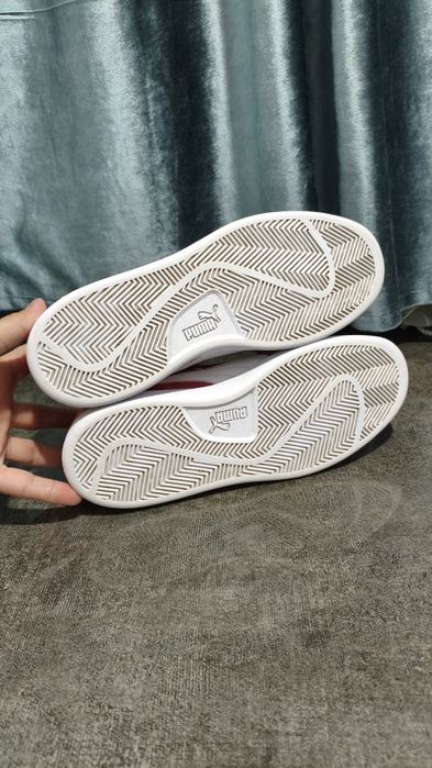 Продам новые оригинальные кеды Puma