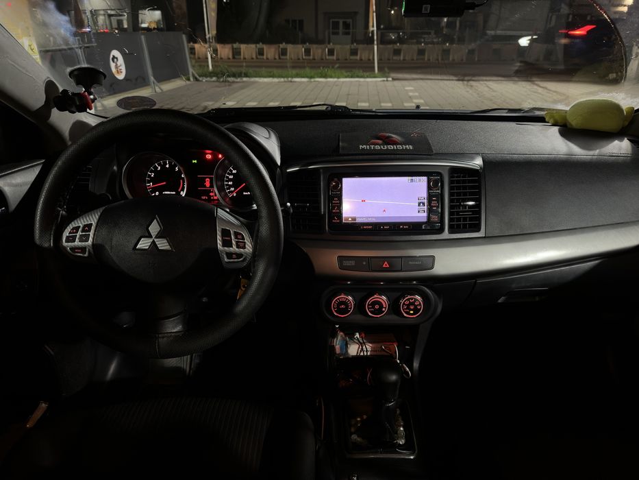 Vand Mitsubishi Lancer 1.6 benzina 2013 (unic proprietar)