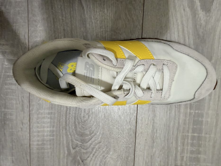 adidasi new balance marimea 39