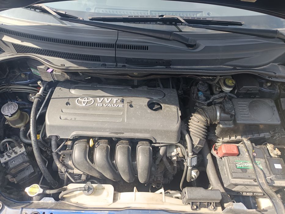 toyota corolla verso 1.8 с газ бартер за Ендуро кросов мотор