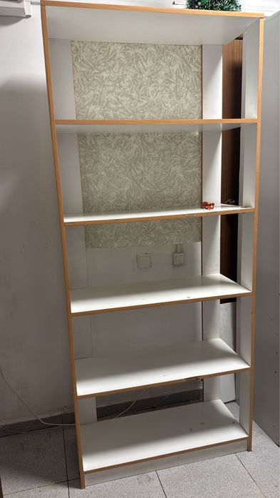 Продам витрину и конфетницу