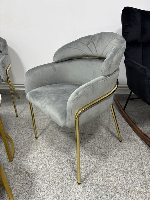 Set 4 Scaune / Set Mese Cafea