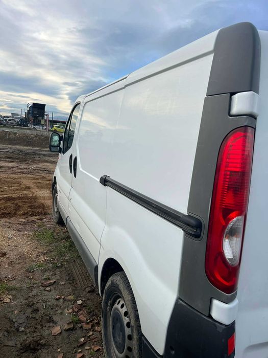 Рено Трафик / Renault Trafic 2.0 116 кс. дизел.