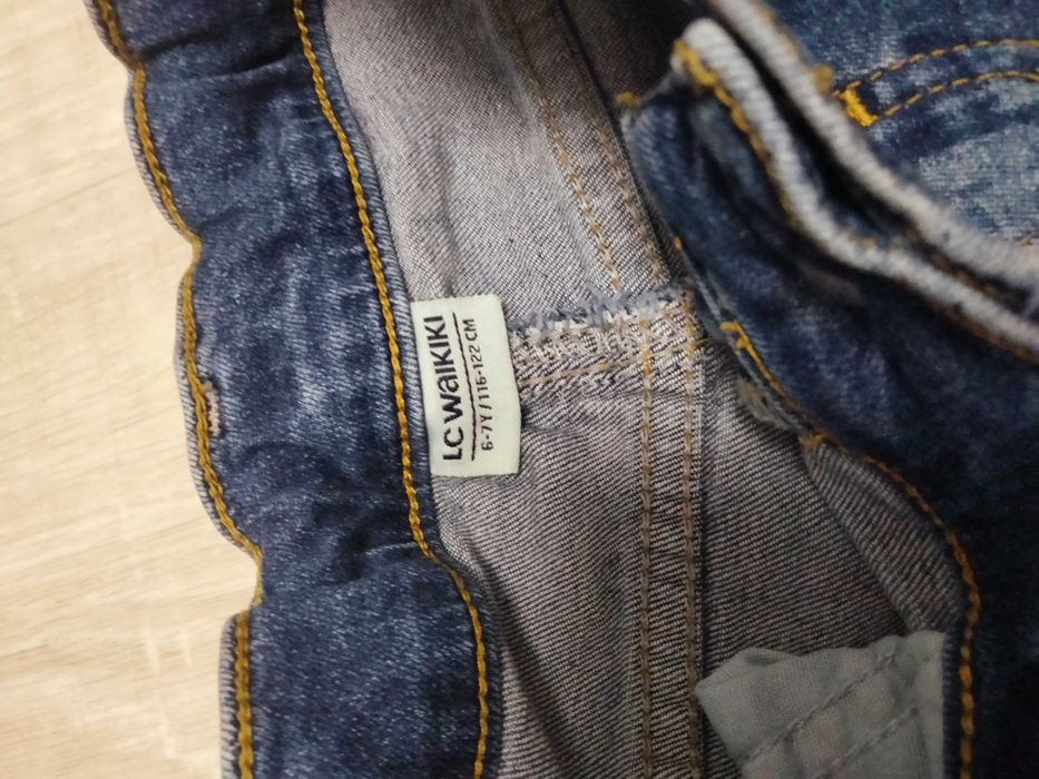 Джинсы для мальчика 6лет