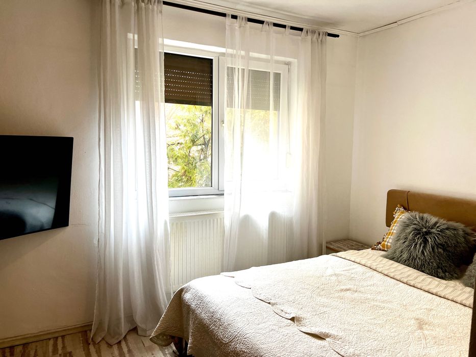 Închiriez apartament 3 camere fortuna