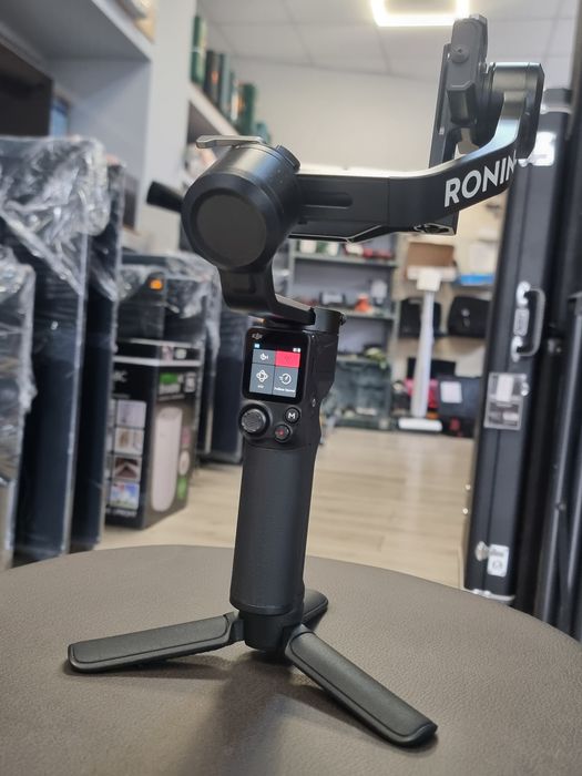 Amanet F28: Stabilizator DJI RONIN RS3 Mini
