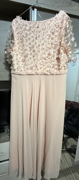 Vand rochie de seara