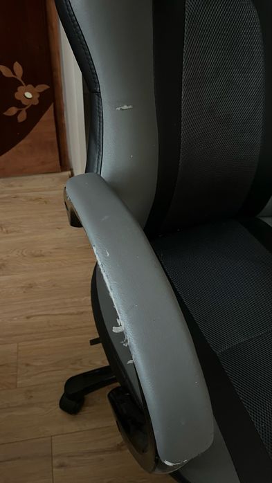 Геймърски стол за бюро