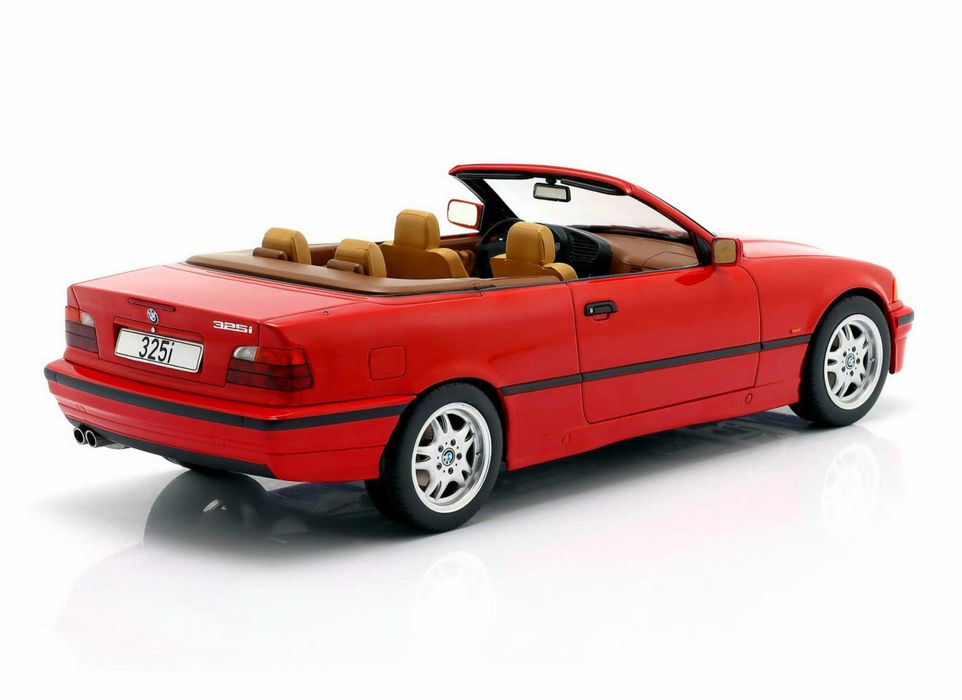 Macheta BMW Seria 3 (E36) Cabriolet 1:18 MCG (Model Car Group)