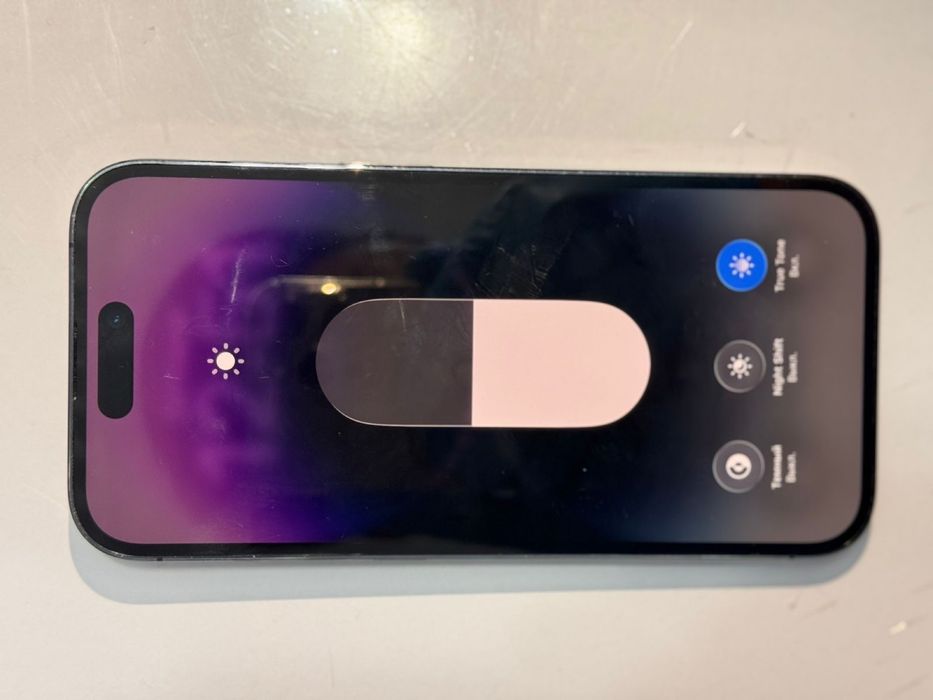 айфон 14 про идельно