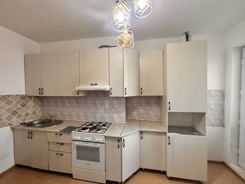 Срочная продажа Кухонный