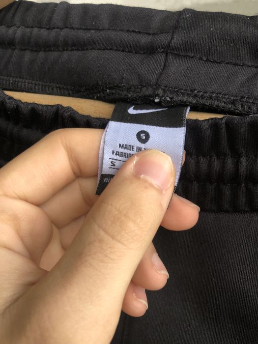 Nike долнище ново