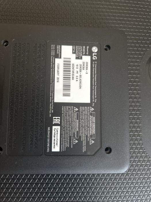 Монтор LG 20M38A-B