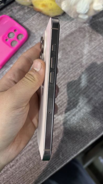 продам Iphone 16 pro
