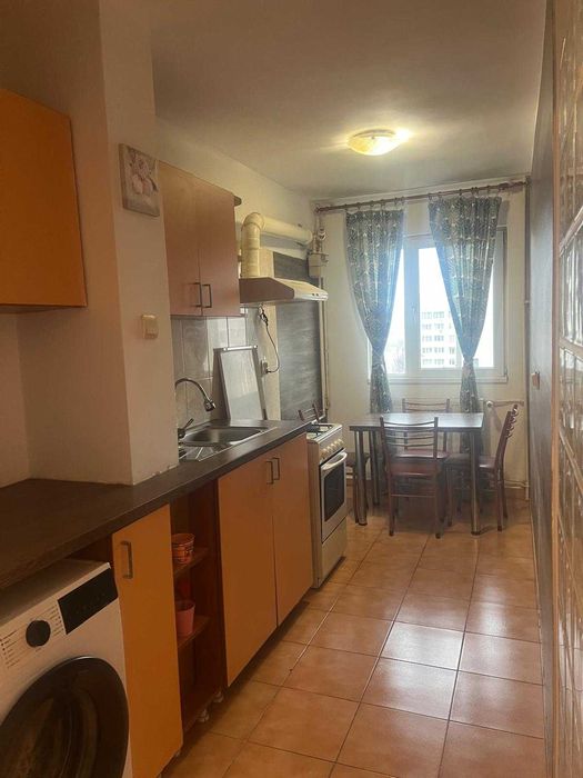 Particular vand apartament 3 camere zona Drumul Taberei