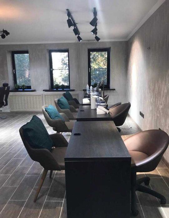 Сдаются места для маникюра