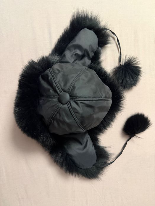 Căciula neagră din blană naturală de vulpe și fâș, mărimea 56-58