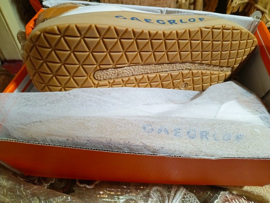 Абсолютно новые макасины