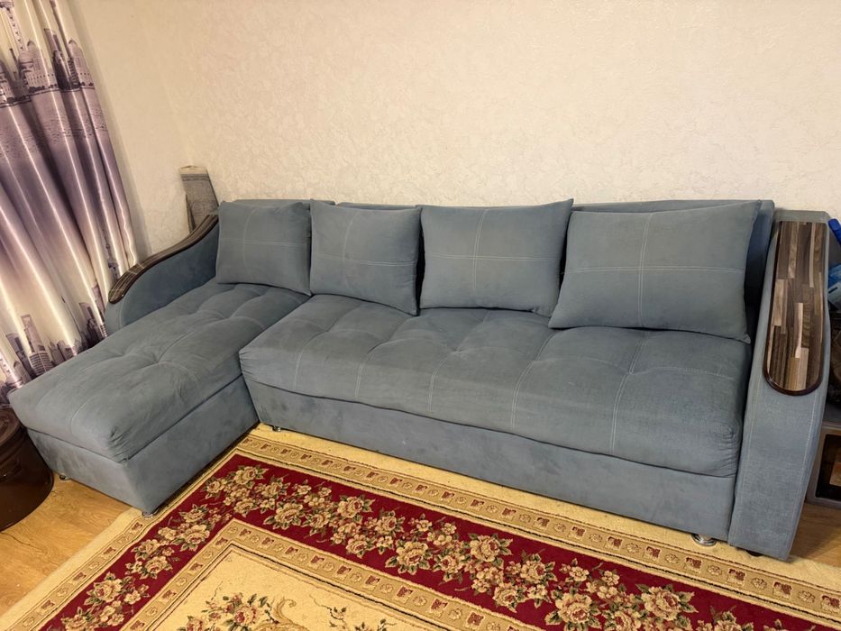 Диван удобный трансформер