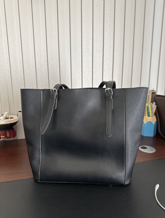 Сумка с Mini so в черном цвете