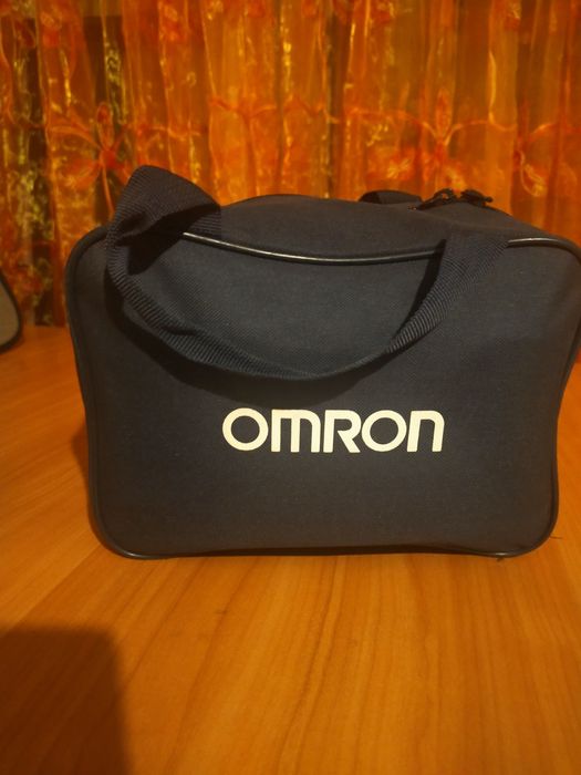 Продаётся ингалятор omron