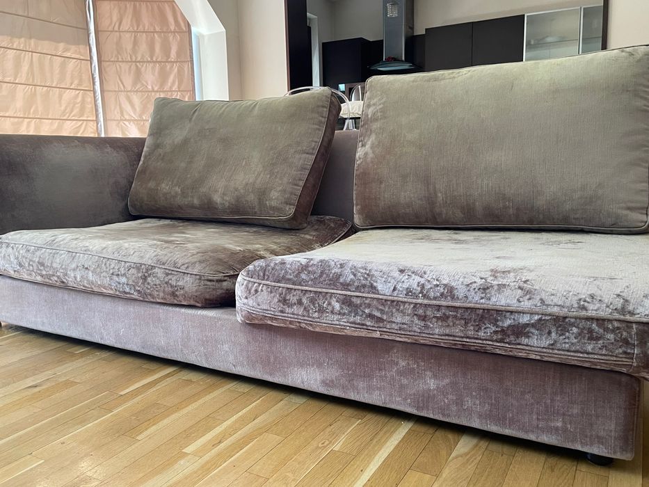 Canapea grej catifea, stare buna, puf de gasca