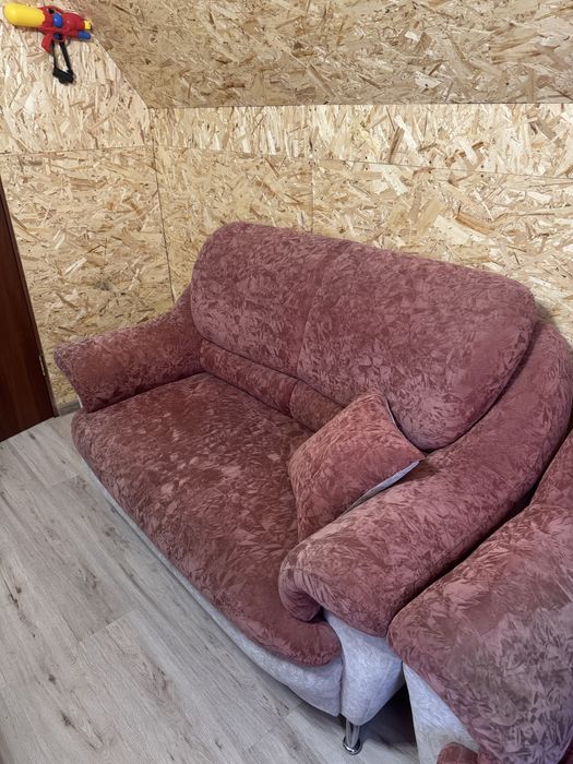 Продам мягкий уголок