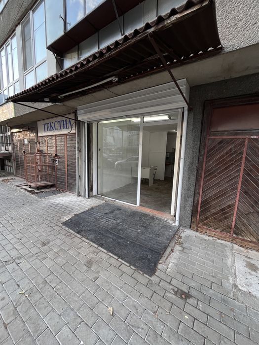 Дава се под наем Магазин в Варна, Център - 15 кв.м за 153 € - Снимка #3