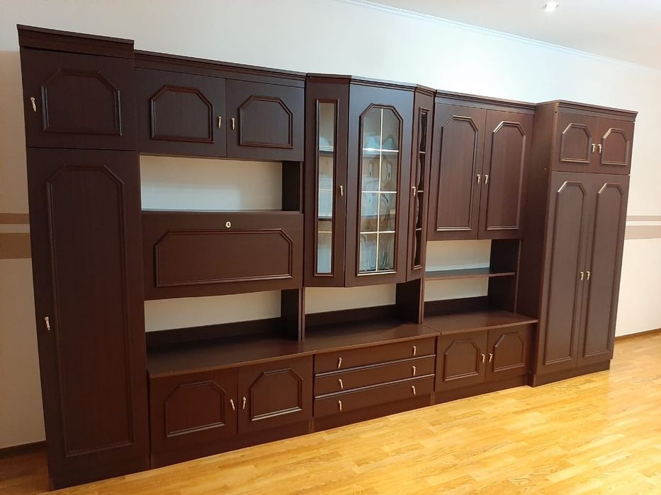 стенка белорусь в хорошем состоянии