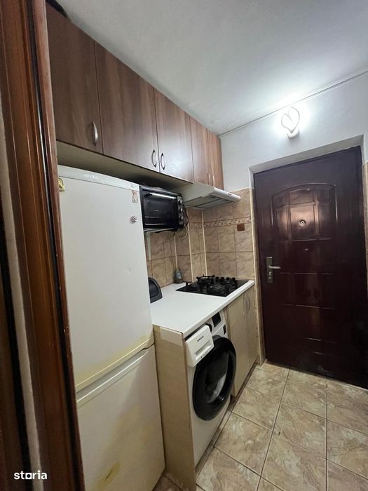 OFERTA DE INCHIRIAT ! Garsoniera zona Viaduct parter pret 1000 lei