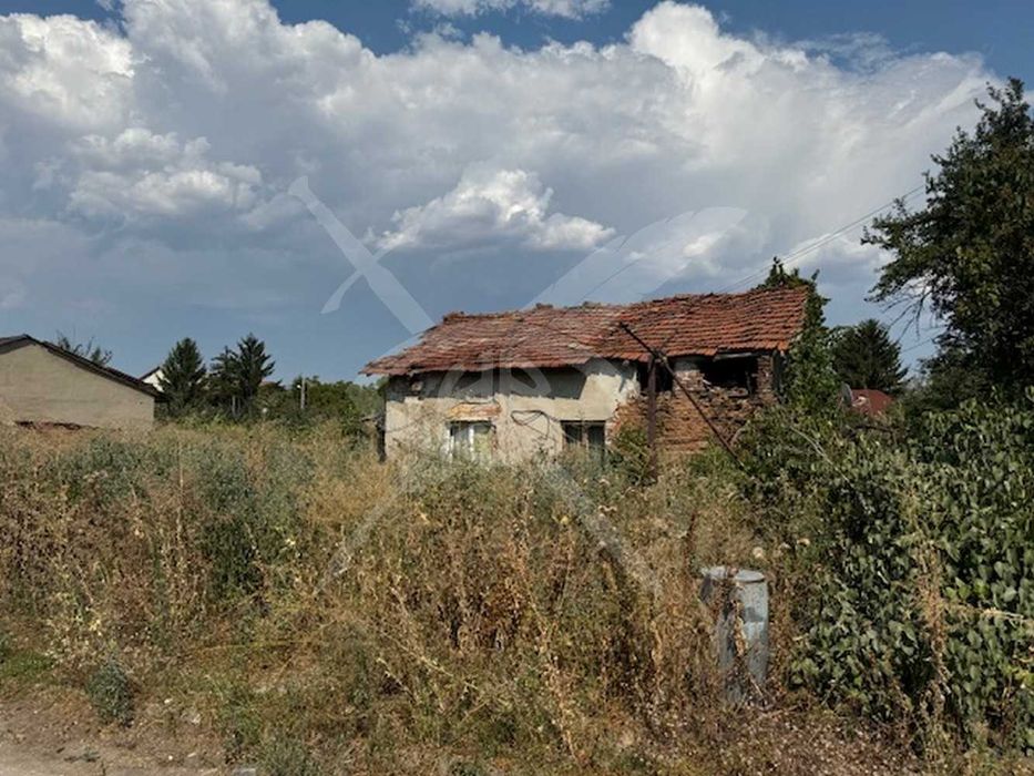 Продава се Къща в София, Враждебна - 98 кв.м за 1378 €/кв.м - Снимка #1