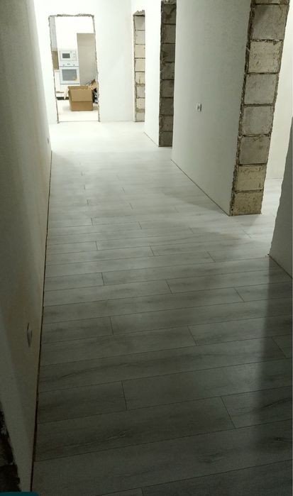 УСТАнОВКА ЛинолеУМа,плинтуса МДФ ПЛАСТИК!!