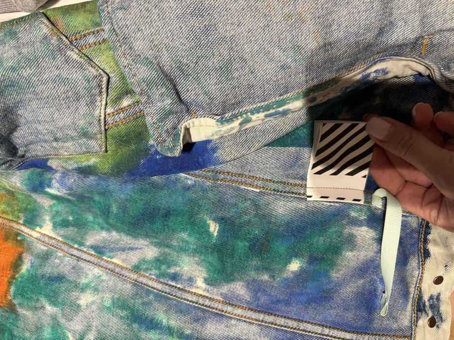 Jachetă Off-White Originală