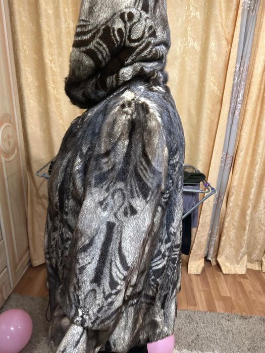 Продам шубу норковую