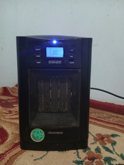 Redmond RFH -4204 keramik isitgich