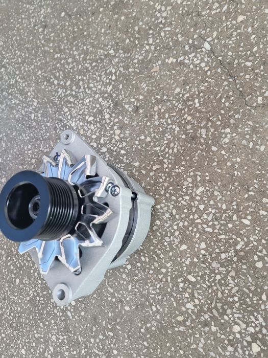 Alternator nou John Deere